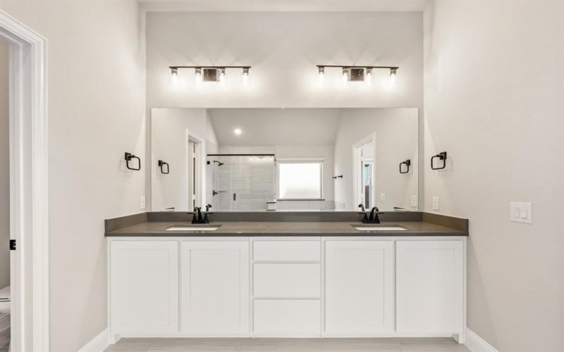 4034 Eagles Bluff Road, Midlothian, TX 76065, 4 Habitaciones Habitaciones , ,3 BañosBaños,Residential,En Venta,4034 Eagles Bluff Road,0,21104921