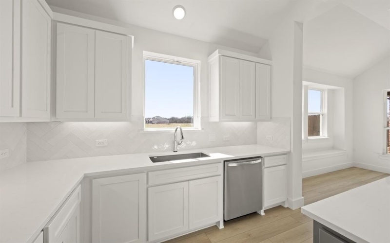 612 Ole Opry Drive, Burleson, TX 76028, 4 Bedrooms Bedrooms, ,3 BathroomsBathrooms,Residential,For Sale,612 Ole Opry Drive,0,21104942