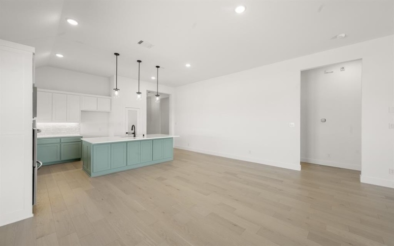 1228 Dolly Drive, Burleson, TX 76028, 4 Habitaciones Habitaciones , ,3 BañosBaños,Residential,En Venta,1228 Dolly Drive,0,21104963