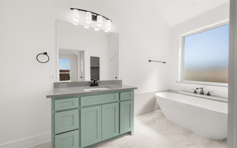 1228 Dolly Drive, Burleson, TX 76028, 4 Habitaciones Habitaciones , ,3 BañosBaños,Residential,En Venta,1228 Dolly Drive,0,21104963