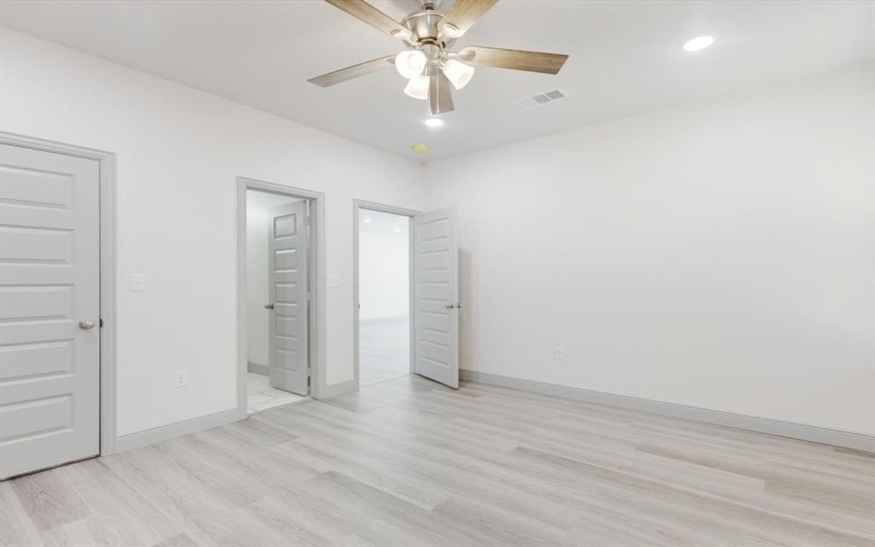 6110 Tejas Drive, Mabank, TX 75156, 3 Bedrooms Bedrooms, ,2 BathroomsBathrooms,Residential,For Sale,6110 Tejas Drive,0,21105013