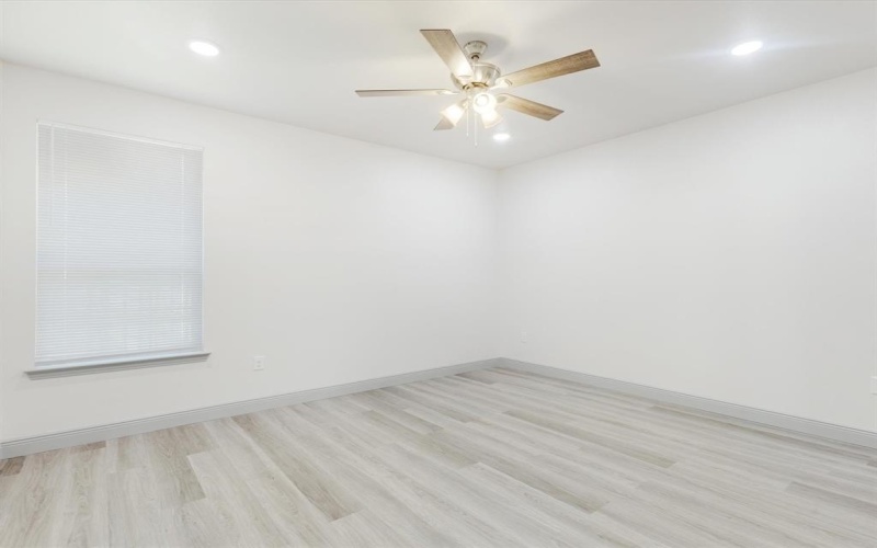 6110 Tejas Drive, Mabank, TX 75156, 3 Bedrooms Bedrooms, ,2 BathroomsBathrooms,Residential,For Sale,6110 Tejas Drive,0,21105013