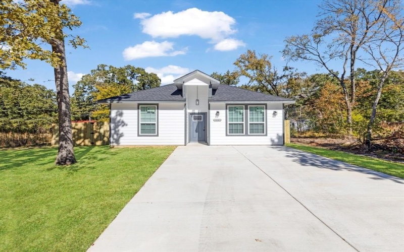 6110 Tejas Drive, Mabank, TX 75156, 3 Bedrooms Bedrooms, ,2 BathroomsBathrooms,Residential,For Sale,6110 Tejas Drive,0,21105013