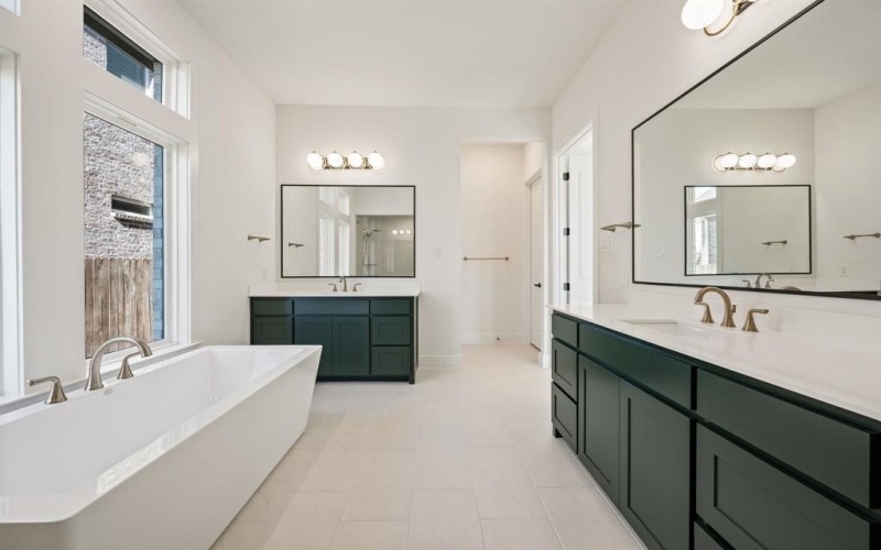 601 Eagle Court W, Aledo, TX 76008, 4 Bedrooms Bedrooms, ,3 BathroomsBathrooms,Residential,For Sale,601 Eagle Court W,0,21105041