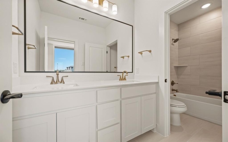 601 Eagle Court W, Aledo, TX 76008, 4 Bedrooms Bedrooms, ,3 BathroomsBathrooms,Residential,For Sale,601 Eagle Court W,0,21105041