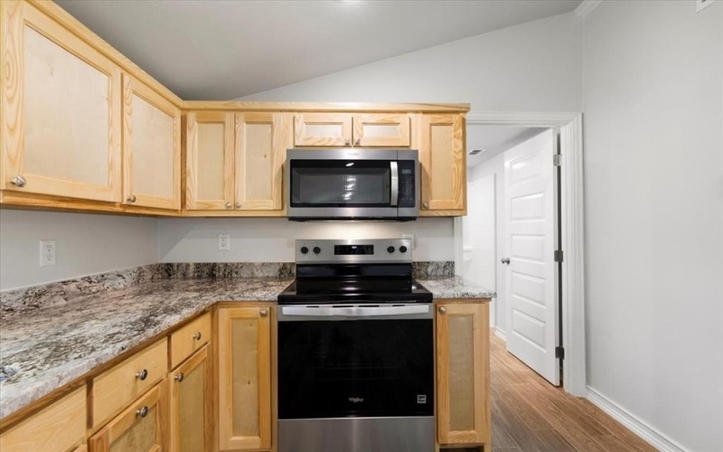 15610 Simmons Lane, Lindale, TX 75771, 2 Bedrooms Bedrooms, ,1 BathroomBathrooms,Residential,For Sale,15610 Simmons Lane,0,21105067