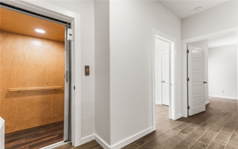 603 E Avenue G unit: 402 #402, Port Aransas, TX 78373, 4 Bedrooms Bedrooms, ,3 BathroomsBathrooms,Residential,For Sale,603 E Avenue G unit: 402,0,465277