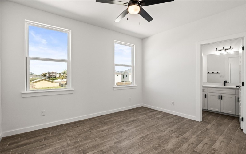 603 E Avenue G unit: 403 #403, Port Aransas, TX 78373, 4 Bedrooms Bedrooms, ,3 BathroomsBathrooms,Residential,For Sale,603 E Avenue G unit: 403,0,465280