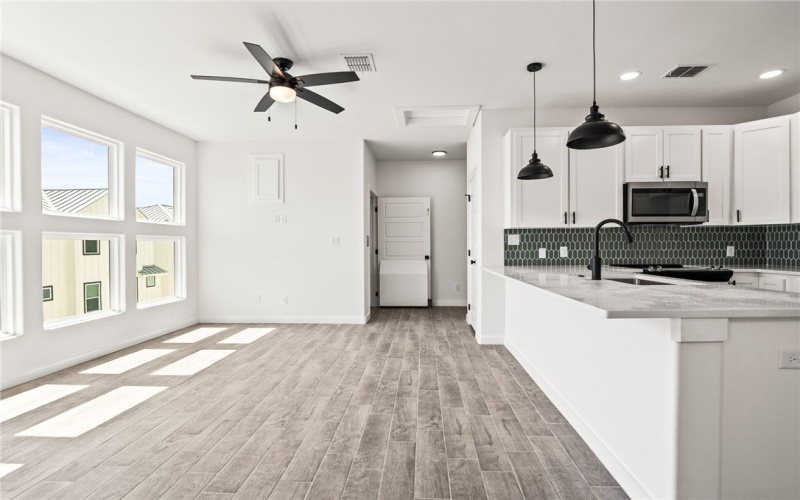 603 E Avenue G unit: 403 #403, Port Aransas, TX 78373, 4 Bedrooms Bedrooms, ,3 BathroomsBathrooms,Residential,For Sale,603 E Avenue G unit: 403,0,465280