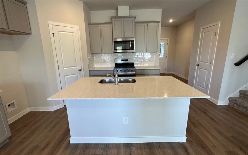 7301 Cattlemen Drive, Corpus Christi, TX 78414, 4 Habitaciones Habitaciones , ,3 BañosBaños,Residential,En Venta,7301 Cattlemen Drive,0,467433