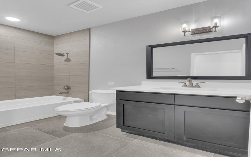 433 Davi's Greenwood Court, Vinton, TX 79821, 3 Habitaciones Habitaciones , ,2 BañosBaños,Residential,En Venta,433 Davi's Greenwood Court,0,933275