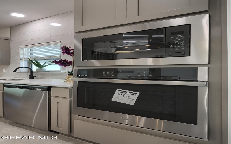 13841 CENTRO VISTA Avenue, Horizon City, TX 79928, 3 Bedrooms Bedrooms, ,2 BathroomsBathrooms,Residential,For Sale,13841 CENTRO VISTA Avenue,0,933285