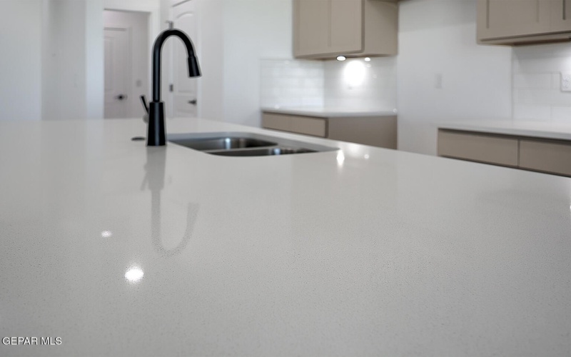 13833 Centro Vista Avenue, Horizon City, TX 79928, 3 Bedrooms Bedrooms, ,2 BathroomsBathrooms,Residential,For Sale,13833 Centro Vista Avenue,0,933286