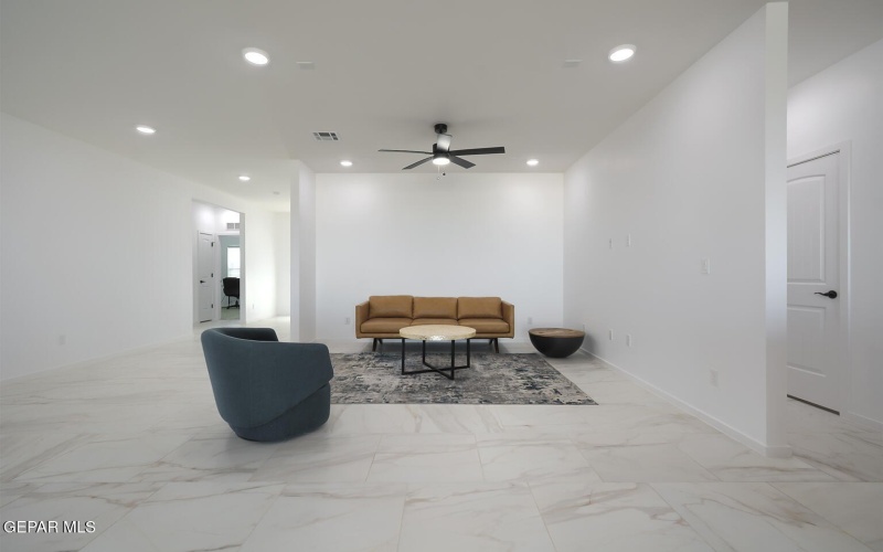 13833 Centro Vista Avenue, Horizon City, TX 79928, 3 Bedrooms Bedrooms, ,2 BathroomsBathrooms,Residential,For Sale,13833 Centro Vista Avenue,0,933286