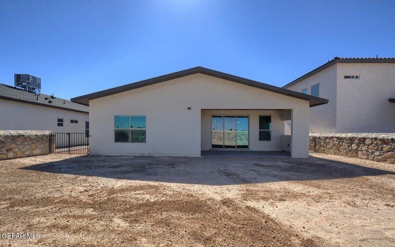 13833 Centro Vista Avenue, Horizon City, TX 79928, 3 Bedrooms Bedrooms, ,2 BathroomsBathrooms,Residential,For Sale,13833 Centro Vista Avenue,0,933286