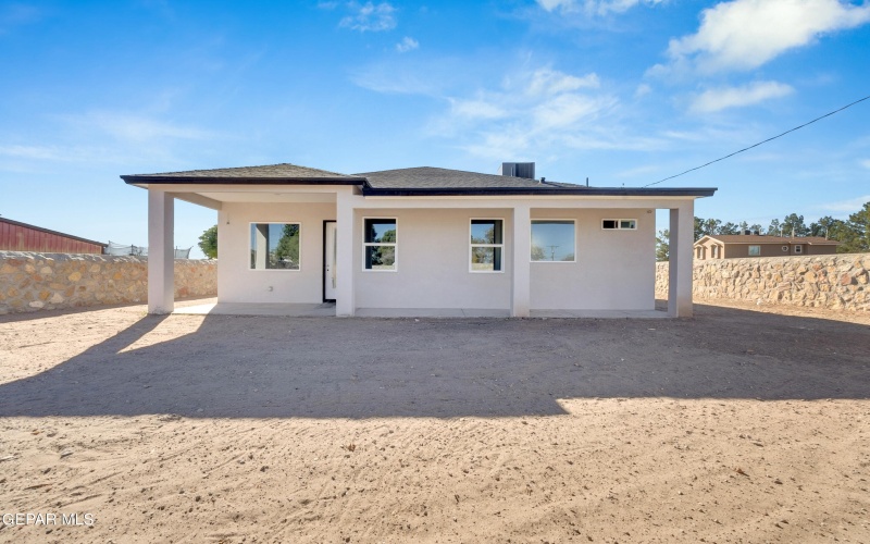 10188 Konya Place, Socorro, TX 79927, 4 Habitaciones Habitaciones , ,3 BañosBaños,Residential,En Venta,10188 Konya Place,0,933304