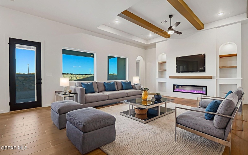 832 Eltham Drive, Horizon City, TX 79928, 4 Bedrooms Bedrooms, ,3 BathroomsBathrooms,Residential,For Sale,832 Eltham Drive,0,933318