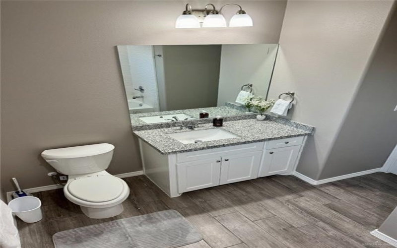 802 E Starr Street, Mercedes, TX 78570, ,Residential Multi Family,For Sale,802 E Starr Street,0,484004