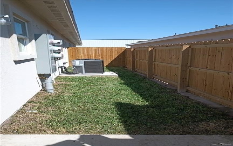 802 E Starr Street, Mercedes, TX 78570, ,Residential Multi Family,For Sale,802 E Starr Street,0,484004