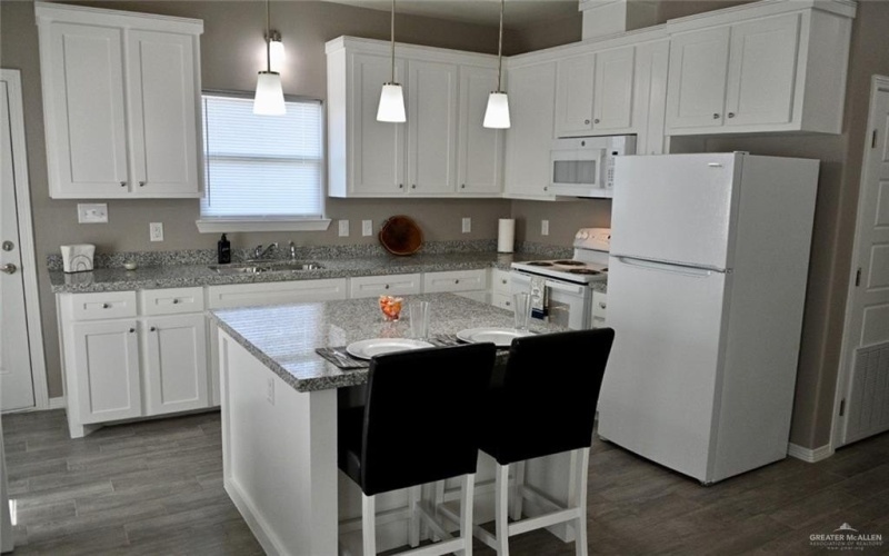 806 E Starr Street, Mercedes, TX 78570, ,Residential Multi Family,For Sale,806 E Starr Street,0,484005