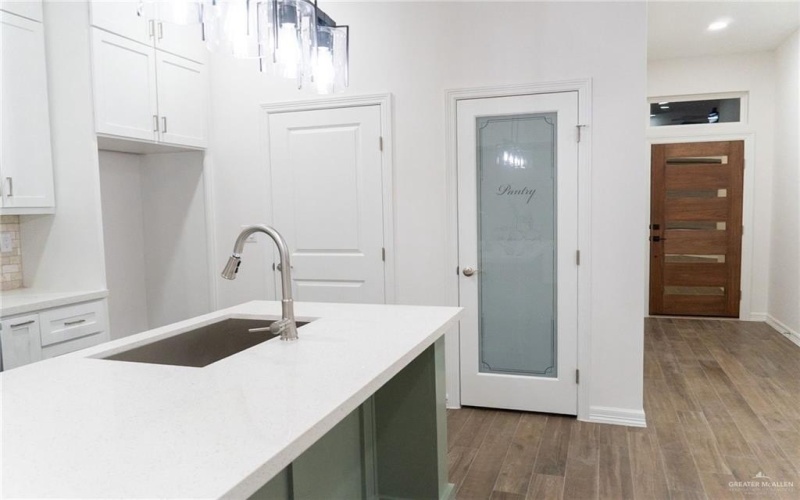 2214 San Charbel Street, San Juan, TX 78589, 3 Habitaciones Habitaciones , ,2 BañosBaños,Residential,En Venta,2214 San Charbel Street,0,486378