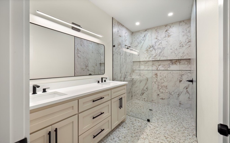 2504 Tanglewood Circle, Nacogdoches, TX 75961, 3 Bedrooms Bedrooms, ,2 BathroomsBathrooms,Residential,For Sale,2504 Tanglewood Circle,0,22501912