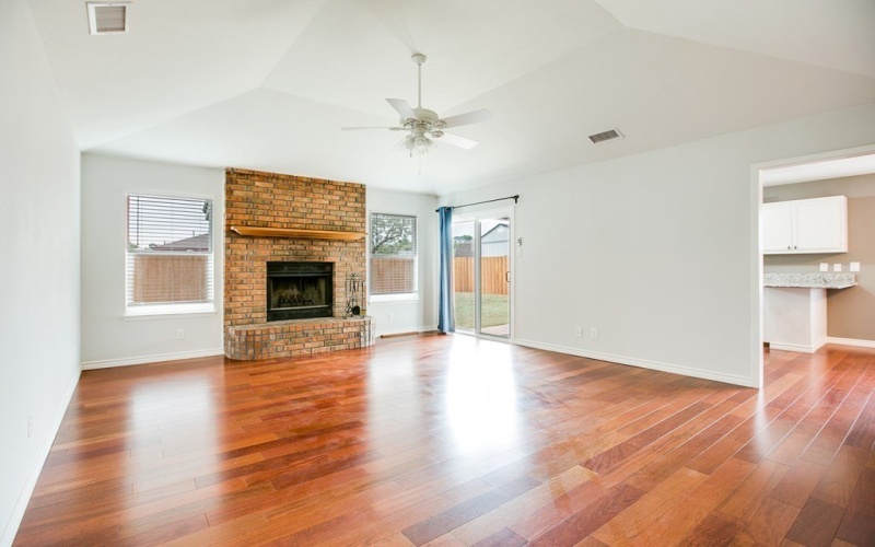 5829 Davenport Dr, San Angelo, TX 76901, 3 Bedrooms Bedrooms, ,2 BathroomsBathrooms,Residential,For Sale,5829 Davenport Dr,0,129667