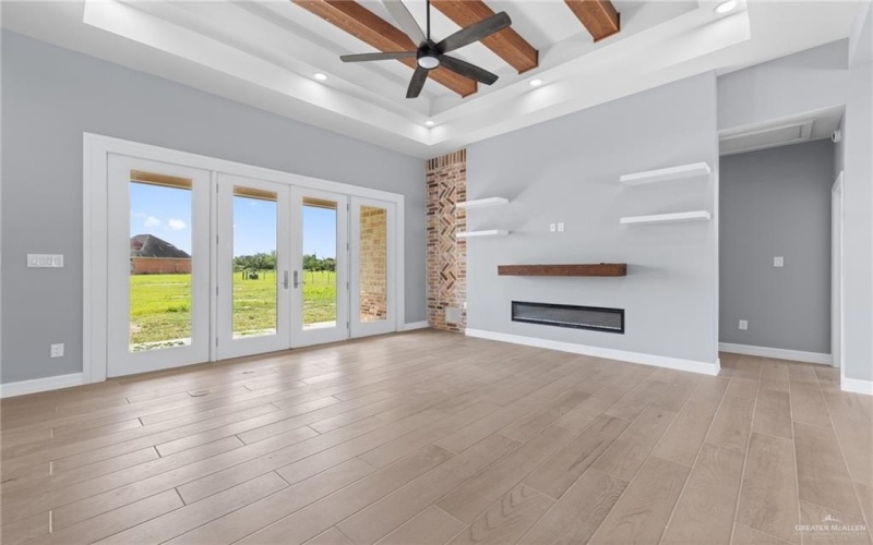 4521 N Central Avenue, Brownsville, TX 78526, 4 Bedrooms Bedrooms, ,5 BathroomsBathrooms,Residential,For Sale,4521 N Central Avenue,465384