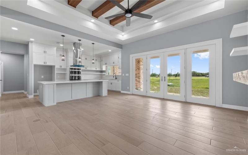 4521 N Central Avenue, Brownsville, TX 78526, 4 Bedrooms Bedrooms, ,5 BathroomsBathrooms,Residential,For Sale,4521 N Central Avenue,465384