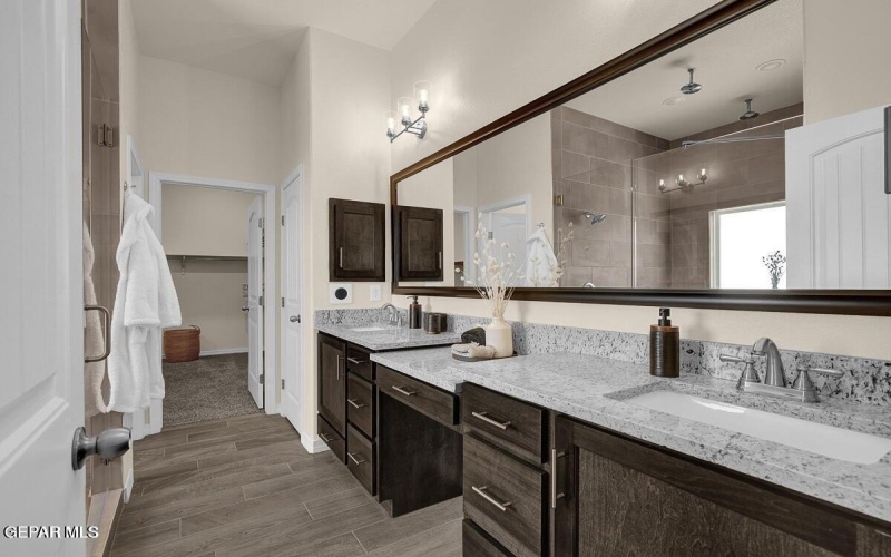 5817 Hidden Village Court, El Paso, TX 79932, 6 Habitaciones Habitaciones , ,6 BañosBaños,Residential,En Venta,5817 Hidden Village Court,0,933333