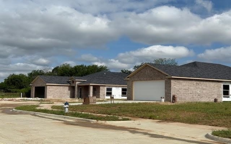 10161 Budtime Lane, Dallas, TX 75217, 4 Bedrooms Bedrooms, ,2 BathroomsBathrooms,Residential,For Sale,10161 Budtime Lane,0,20916348