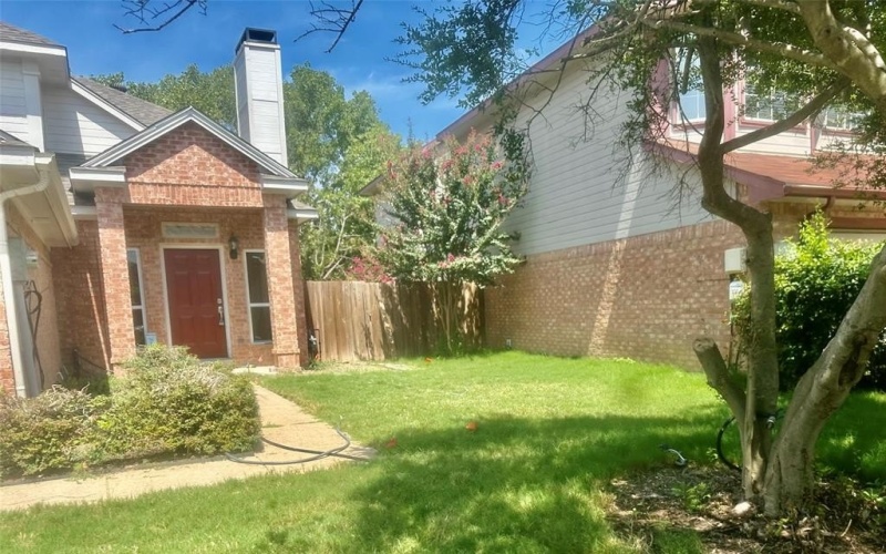 1305 Berkeley Court, Plano, TX 75023, 3 Bedrooms Bedrooms, ,2 BathroomsBathrooms,Residential,For Sale,1305 Berkeley Court,0,20998997