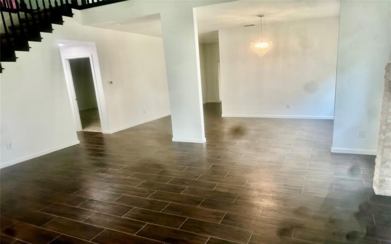 1305 Berkeley Court, Plano, TX 75023, 3 Bedrooms Bedrooms, ,2 BathroomsBathrooms,Residential,For Sale,1305 Berkeley Court,0,20998997