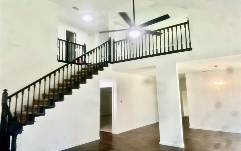 1305 Berkeley Court, Plano, TX 75023, 3 Bedrooms Bedrooms, ,2 BathroomsBathrooms,Residential,For Sale,1305 Berkeley Court,0,20998997