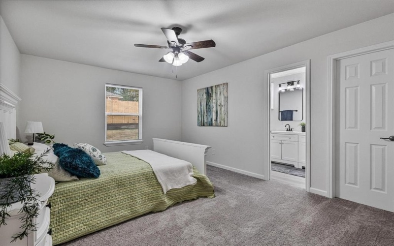 1009 N Barrett Avenue, Denison, TX 75020, 4 Bedrooms Bedrooms, ,3 BathroomsBathrooms,Residential,For Sale,1009 N Barrett Avenue,0,21088710