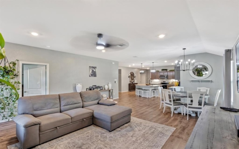 739 Meadow Creek Lane, Josephine, TX 75189, 4 Bedrooms Bedrooms, ,2 BathroomsBathrooms,Residential,For Sale,739 Meadow Creek Lane,0,21096322