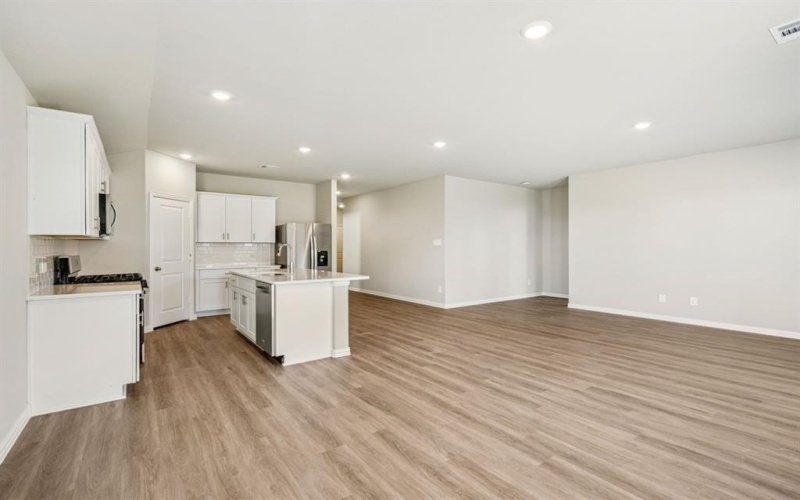 2219 Mustang Way, Seagoville, TX 75159, 4 Bedrooms Bedrooms, ,3 BathroomsBathrooms,Residential,For Sale,2219 Mustang Way,0,21099916