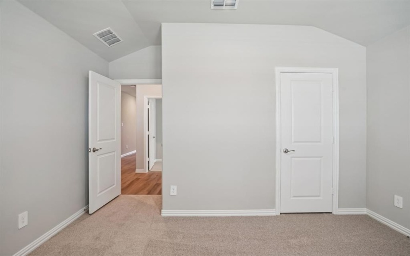 2215 Mustang Way, Seagoville, TX 75159, 3 Bedrooms Bedrooms, ,2 BathroomsBathrooms,Residential,For Sale,2215 Mustang Way,0,21099918