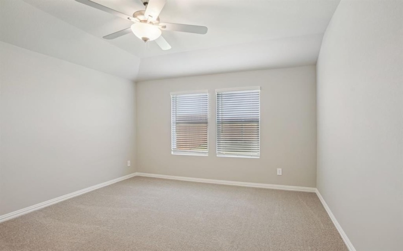 2215 Mustang Way, Seagoville, TX 75159, 3 Bedrooms Bedrooms, ,2 BathroomsBathrooms,Residential,For Sale,2215 Mustang Way,0,21099918