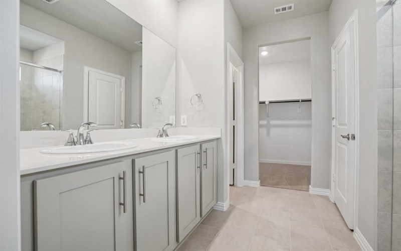 2215 Mustang Way, Seagoville, TX 75159, 3 Bedrooms Bedrooms, ,2 BathroomsBathrooms,Residential,For Sale,2215 Mustang Way,0,21099918