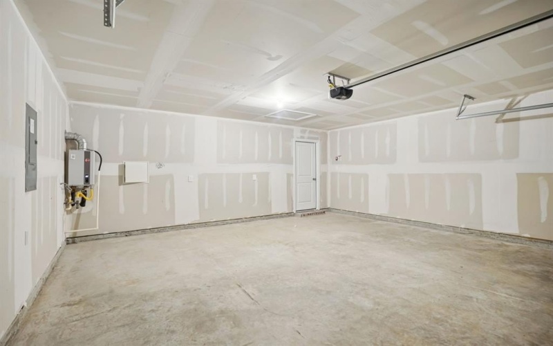 2215 Mustang Way, Seagoville, TX 75159, 3 Bedrooms Bedrooms, ,2 BathroomsBathrooms,Residential,For Sale,2215 Mustang Way,0,21099918