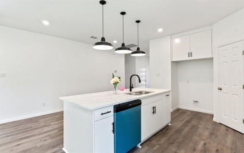 403 Tealridge, DeSoto, TX 75115, 3 Bedrooms Bedrooms, ,2 BathroomsBathrooms,Residential,For Sale,403 Tealridge,0,21100019