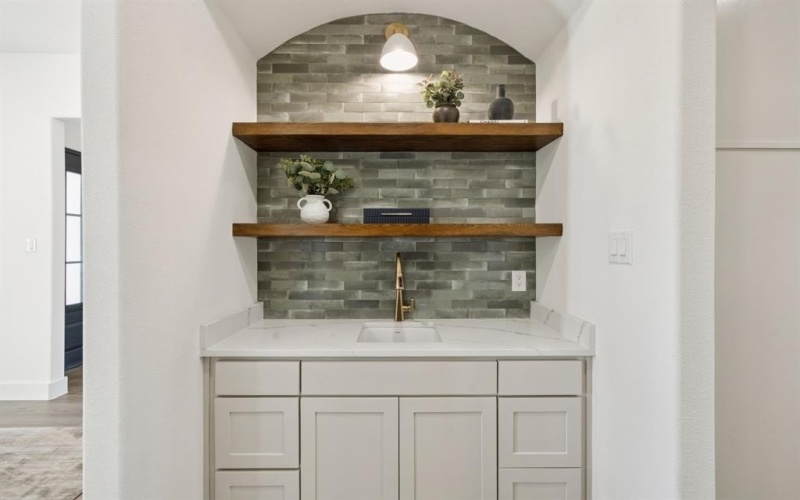 3035 Stonebriar Drive, Waxahachie, TX 75165, 4 Bedrooms Bedrooms, ,3 BathroomsBathrooms,Residential,For Sale,3035 Stonebriar Drive,0,21103141