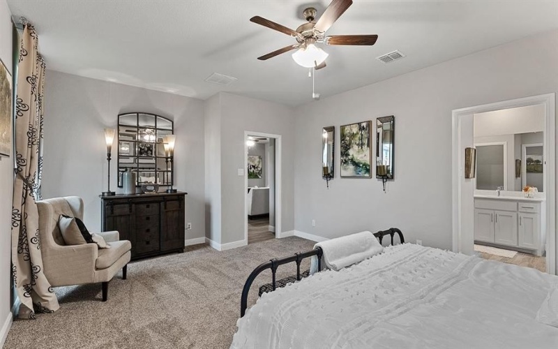 8725 TALLWOOD Lane, Justin, TX 76247, 4 Habitaciones Habitaciones , ,3 BañosBaños,Residential,En Venta,8725 TALLWOOD Lane,0,21103661