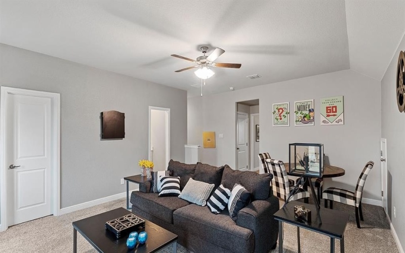 8725 TALLWOOD Lane, Justin, TX 76247, 4 Habitaciones Habitaciones , ,3 BañosBaños,Residential,En Venta,8725 TALLWOOD Lane,0,21103661