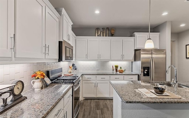 8725 TALLWOOD Lane, Justin, TX 76247, 4 Habitaciones Habitaciones , ,3 BañosBaños,Residential,En Venta,8725 TALLWOOD Lane,0,21103661