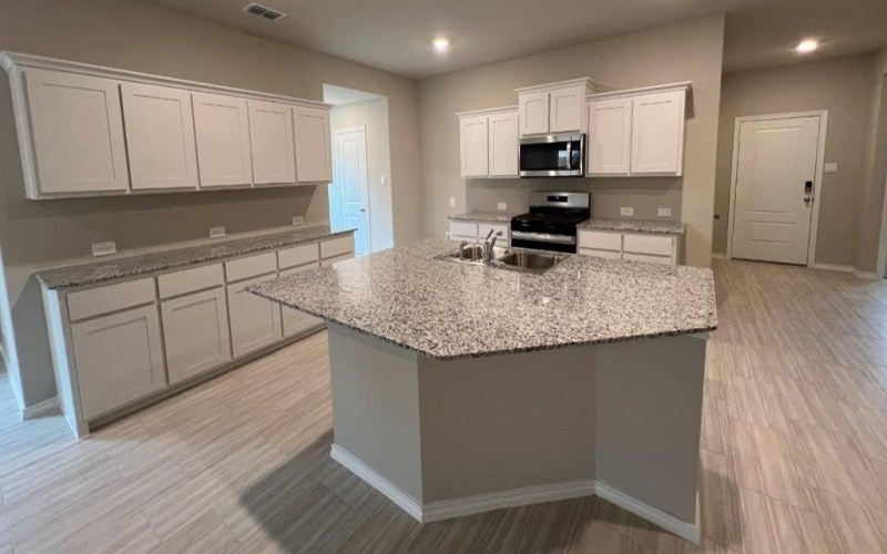 8409 COFFEE SPRINGS Drive, Fort Worth, TX 76131, 4 Habitaciones Habitaciones , ,2 BañosBaños,Residential,En Venta,8409 COFFEE SPRINGS Drive,0,21104299