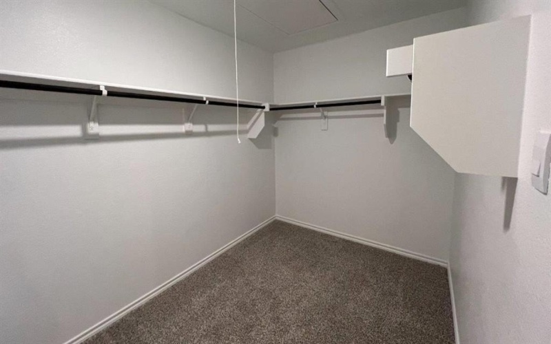 8409 COFFEE SPRINGS Drive, Fort Worth, TX 76131, 4 Habitaciones Habitaciones , ,2 BañosBaños,Residential,En Venta,8409 COFFEE SPRINGS Drive,0,21104299