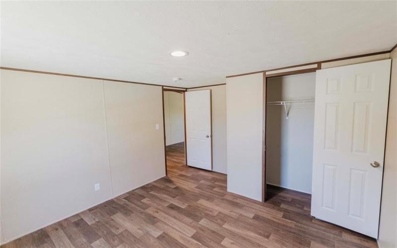 424 Brazos Mountain Drive, Weatherford, TX 76087, 4 Bedrooms Bedrooms, ,2 BathroomsBathrooms,Residential,For Sale,424 Brazos Mountain Drive,0,21106029