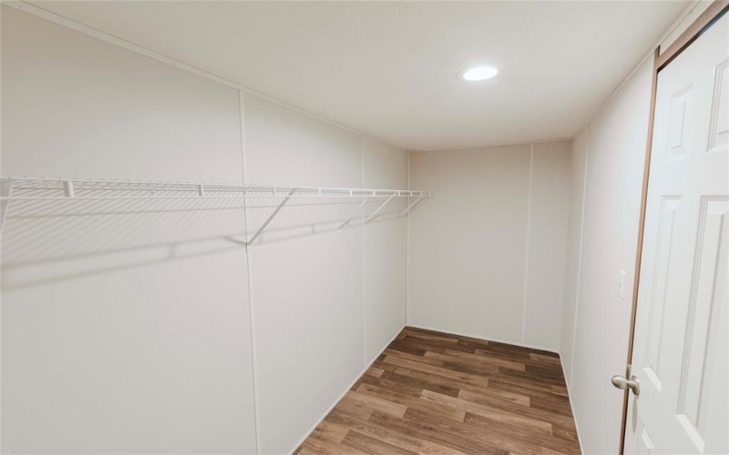 424 Brazos Mountain Drive, Weatherford, TX 76087, 4 Bedrooms Bedrooms, ,2 BathroomsBathrooms,Residential,For Sale,424 Brazos Mountain Drive,0,21106029